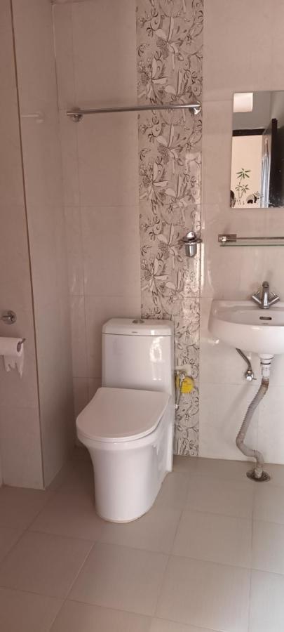 Hotel Dolly Pokhara Eksteriør billede
