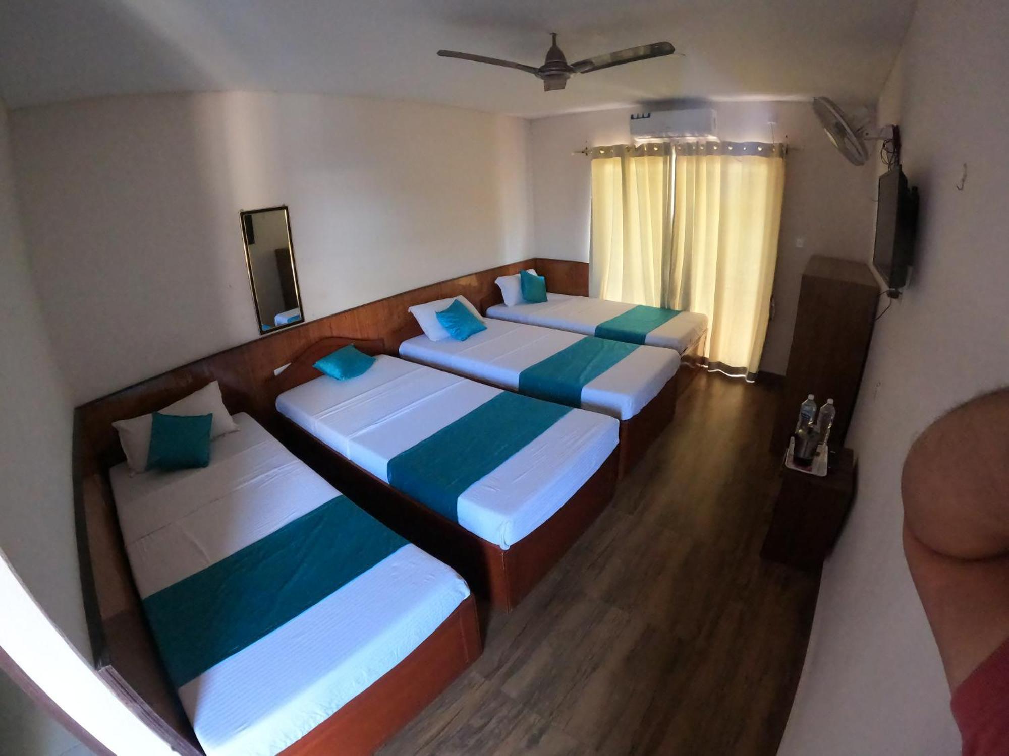 Hotel Dolly Pokhara Eksteriør billede
