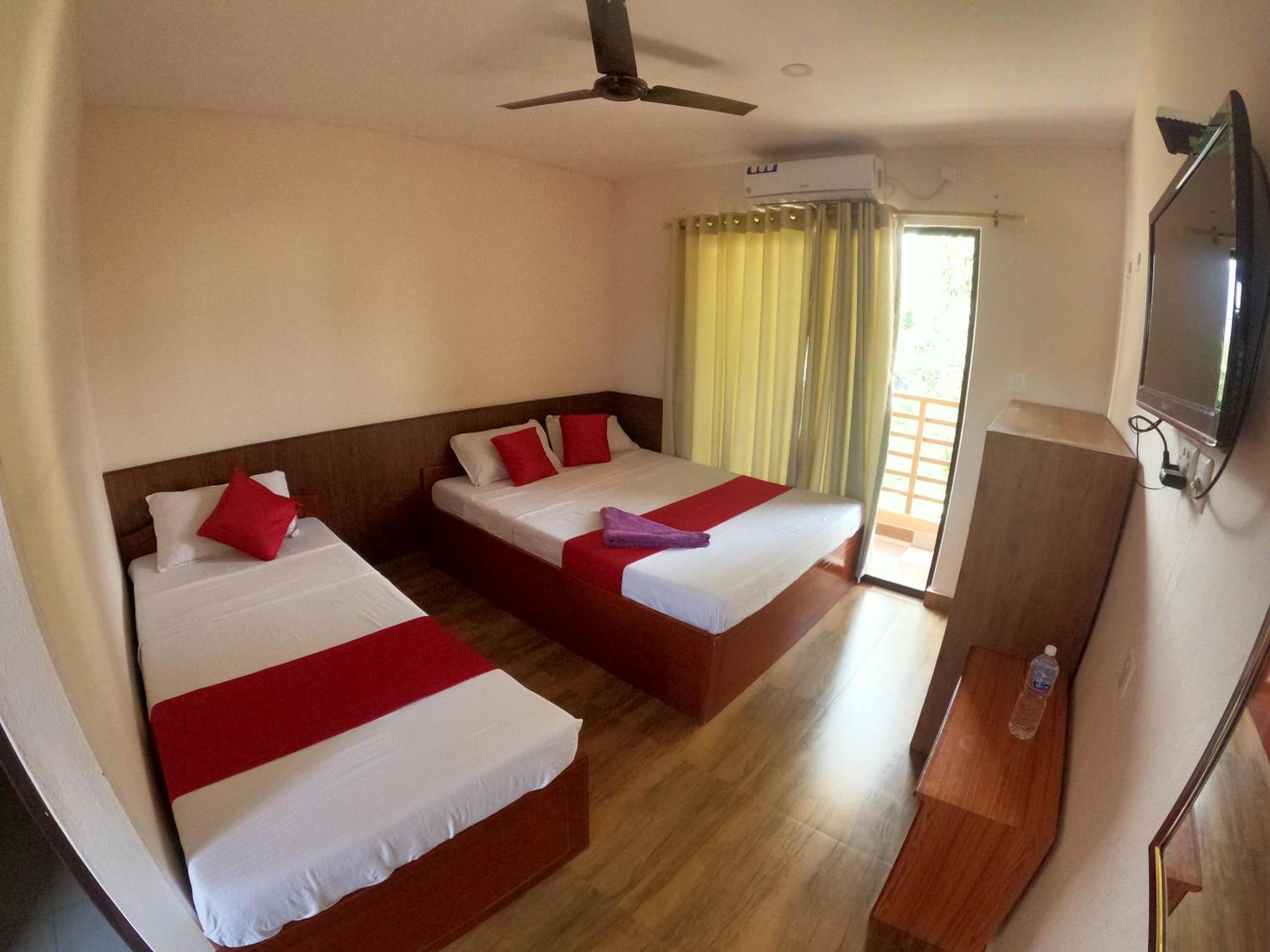 Hotel Dolly Pokhara Eksteriør billede